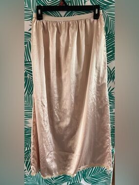 Silky Blush Pink Midi Slip Skirt w/ lace trim sz M